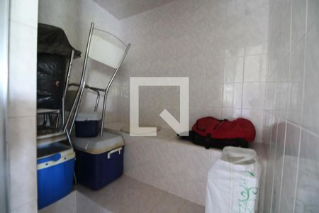 Casa de condomínio à venda com 275m², 3 quartos e 2 vagasSauna