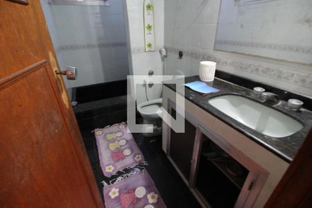 Casa de condomínio à venda com 275m², 3 quartos e 2 vagasQuarto 3 - Banheiro da Suíte