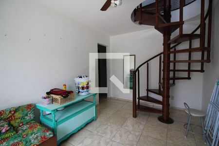 Casa de condomínio à venda com 275m², 3 quartos e 2 vagasHall 