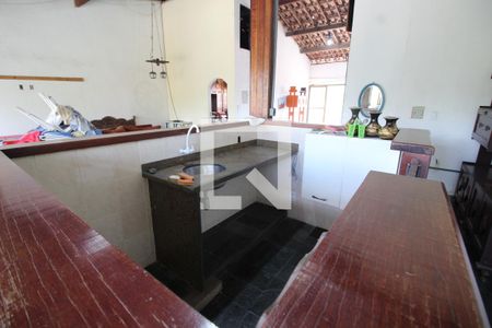 Casa de condomínio à venda com 275m², 3 quartos e 2 vagasTerraço