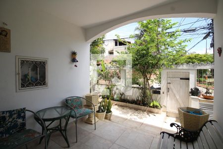 Casa de condomínio à venda com 275m², 3 quartos e 2 vagasVaranda da Frente