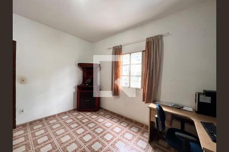 Casa à venda com 270m², 2 quartos e 4 vagasQuarto 2