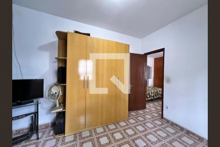 Casa à venda com 270m², 2 quartos e 4 vagasQuarto 2