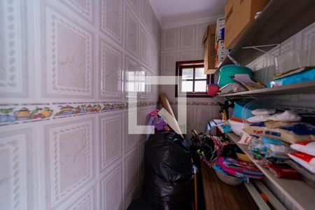 Casa à venda com 315m², 4 quartos e 2 vagasDespensa