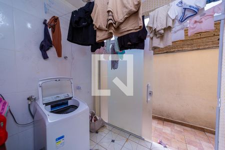 Casa à venda com 315m², 4 quartos e 2 vagasÁrea de Serviço