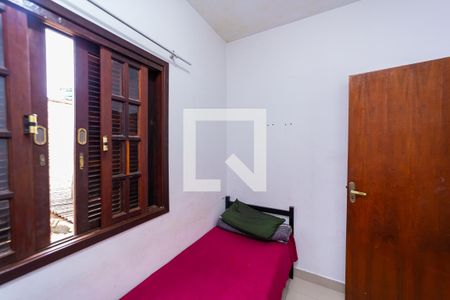 Casa à venda com 315m², 4 quartos e 2 vagasQuarto 2