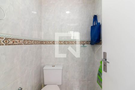 Apartamento à venda com 101m², 3 quartos e 2 vagas Apartamento à venda com 101m², 3 quartos e 2 vagasBanheiro de Serviço