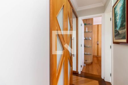 Apartamento à venda com 101m², 3 quartos e 2 vagas Apartamento à venda com 101m², 3 quartos e 2 vagasCorredor dos Quartos