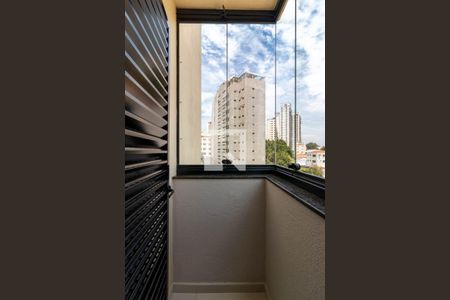 Apartamento à venda com 101m², 3 quartos e 2 vagas Apartamento à venda com 101m², 3 quartos e 2 vagasQuarto 3 - Varanda