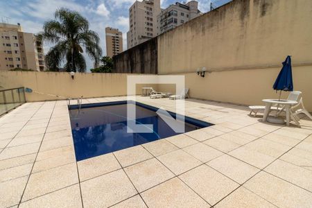 Apartamento à venda com 101m², 3 quartos e 2 vagas Apartamento à venda com 101m², 3 quartos e 2 vagasÁrea comum - Piscina