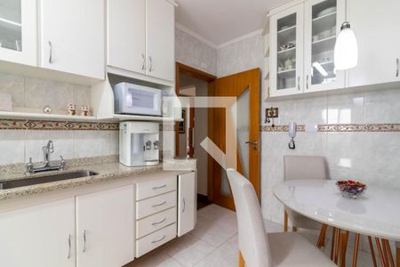 Apartamento à venda com 101m², 3 quartos e 2 vagas Apartamento à venda com 101m², 3 quartos e 2 vagasCozinha