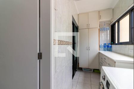 Apartamento à venda com 101m², 3 quartos e 2 vagas Apartamento à venda com 101m², 3 quartos e 2 vagasÁrea de Serviço