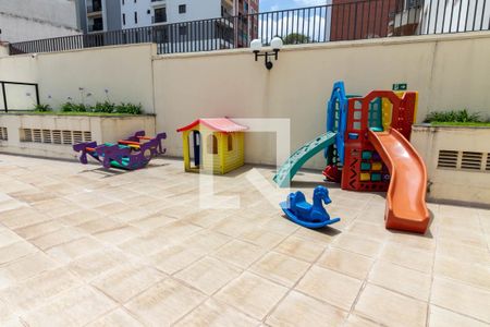 Apartamento à venda com 101m², 3 quartos e 2 vagas Apartamento à venda com 101m², 3 quartos e 2 vagasÁrea comum - Playground