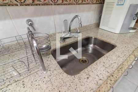 Apartamento à venda com 101m², 3 quartos e 2 vagas Apartamento à venda com 101m², 3 quartos e 2 vagasCozinha