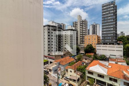 Apartamento à venda com 101m², 3 quartos e 2 vagas Apartamento à venda com 101m², 3 quartos e 2 vagasÁrea de Serviço - Vista