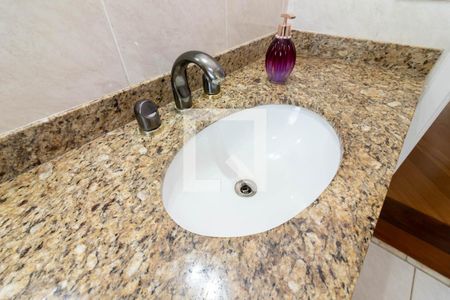 Apartamento à venda com 101m², 3 quartos e 2 vagas Apartamento à venda com 101m², 3 quartos e 2 vagasBanheiro 2