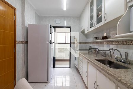 Apartamento à venda com 101m², 3 quartos e 2 vagas Apartamento à venda com 101m², 3 quartos e 2 vagasCozinha