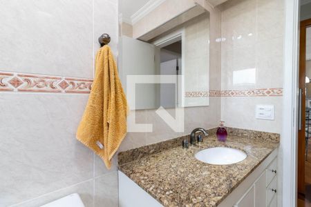 Apartamento à venda com 101m², 3 quartos e 2 vagas Apartamento à venda com 101m², 3 quartos e 2 vagasBanheiro 2