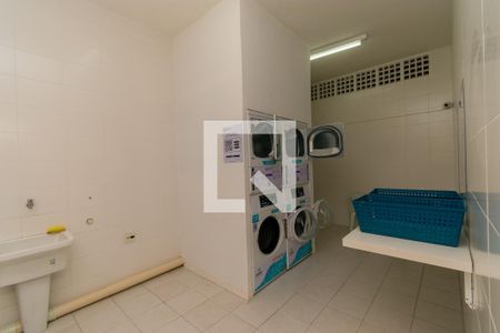 Apartamento à venda com 110m², 2 quartos e 2 vagas Apartamento à venda com 110m², 2 quartos e 2 vagasÁrea comum - Lavanderia