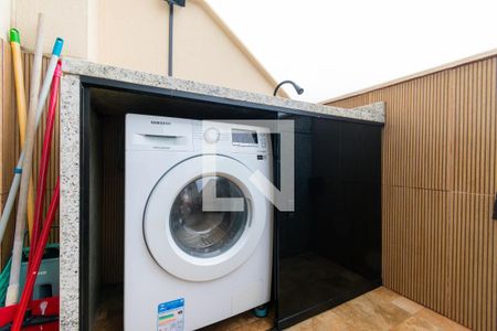 Apartamento à venda com 110m², 2 quartos e 2 vagas Apartamento à venda com 110m², 2 quartos e 2 vagasCobertura