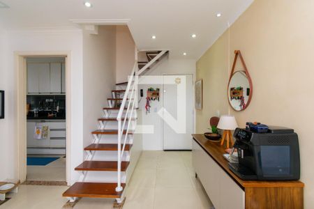 Sala de apartamento à venda com 2 quartos, 110m² em Parque Independencia, São Paulo