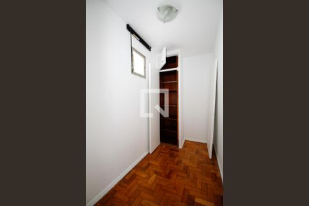 Apartamento para alugar com 132m², 3 quartos e 1 vagaQuarto de Serviço