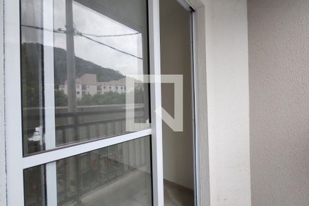 Apartamento para alugar com 55m², 3 quartos e 1 vaga Apartamento para alugar com 55m², 3 quartos e 1 vagaVaranda