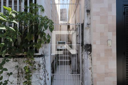 Casa à venda com 121m², 2 quartos e 2 vagasFundos