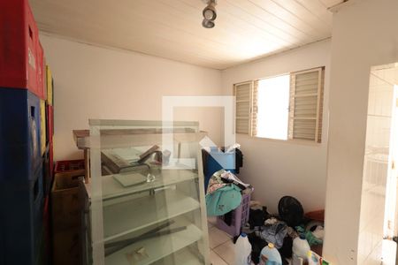 Casa à venda com 121m², 2 quartos e 2 vagasCopa