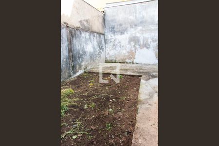 Casa à venda com 250m², 3 quartos e 3 vagas Casa à venda com 250m², 3 quartos e 3 vagasÁREA EXTERNA FUNDOS