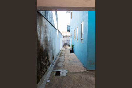 Casa à venda com 250m², 3 quartos e 3 vagas Casa à venda com 250m², 3 quartos e 3 vagasÁREA EXTERNA LATERAL