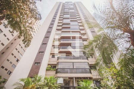 Apartamento à venda com 98m², 4 quartos e 2 vagasFachada