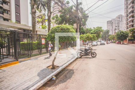 Apartamento à venda com 98m², 4 quartos e 2 vagasFachada