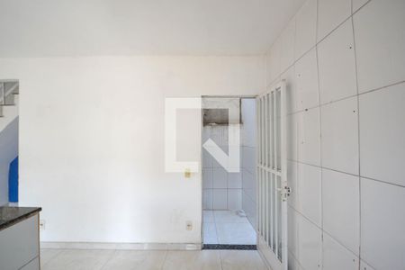 Casa para alugar com 109m², 2 quartos e 2 vagas Casa para alugar com 109m², 2 quartos e 2 vagasCozinha