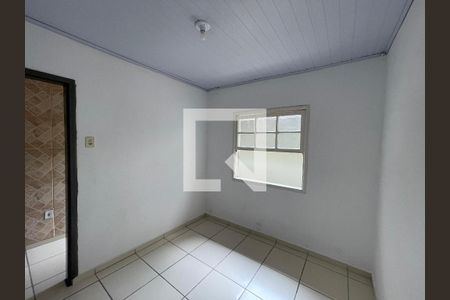 Quarto de casa para alugar com 2 quartos, 70m² em Vila Amorim, Suzano