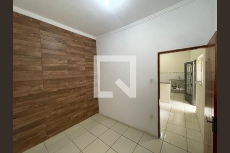 Quarto de casa para alugar com 2 quartos, 70m² em Vila Amorim, Suzano