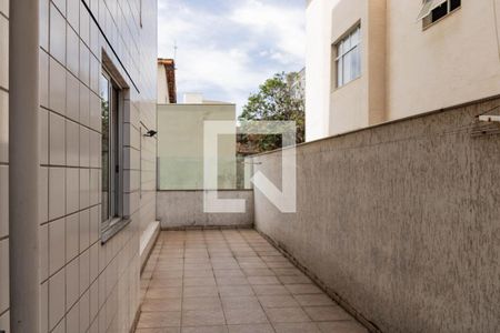 Apartamento à venda com 100m², 3 quartos e 2 vagasÁrea externa