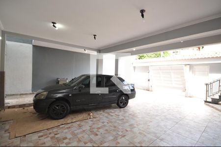 Casa à venda com 300m², 3 quartos e 6 vagasGaragem