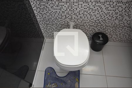 Casa à venda com 300m², 3 quartos e 6 vagasBanheiro Social