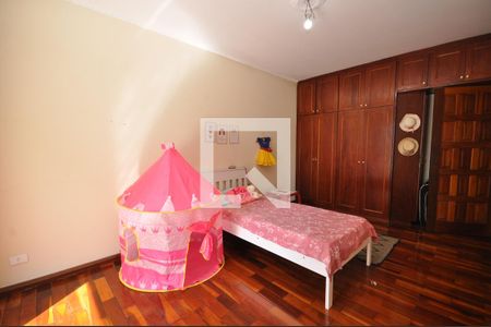 Casa à venda com 300m², 3 quartos e 6 vagasQuarto 2