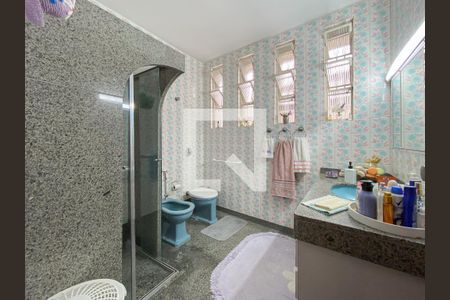 Casa à venda com 225m², 4 quartos e 3 vagas Casa à venda com 225m², 4 quartos e 3 vagasBanheiro Social