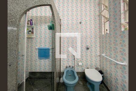 Casa à venda com 225m², 4 quartos e 3 vagas Casa à venda com 225m², 4 quartos e 3 vagasBanheiro Social