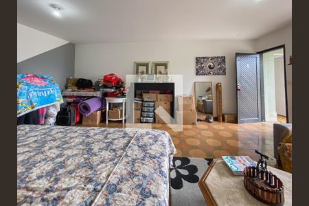 Casa à venda com 225m², 4 quartos e 3 vagas Casa à venda com 225m², 4 quartos e 3 vagasQuarto 3