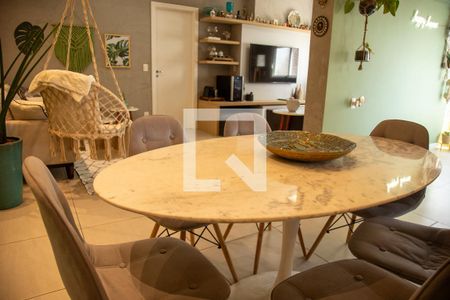 Apartamento à venda com 88m², 2 quartos e 2 vagasSala