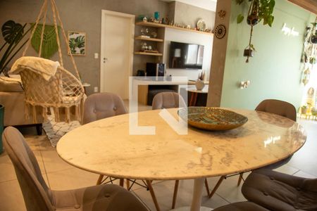 Apartamento à venda com 88m², 2 quartos e 2 vagasSala