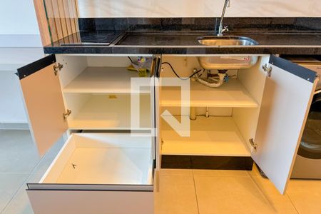 Studio para alugar com 29m², 1 quarto e 1 vaga Studio para alugar com 29m², 1 quarto e 1 vagaCozinha - Armários