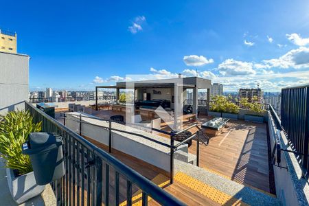 Studio para alugar com 29m², 1 quarto e 1 vaga Studio para alugar com 29m², 1 quarto e 1 vagaRooftop