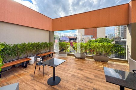 Studio para alugar com 29m², 1 quarto e 1 vaga Studio para alugar com 29m², 1 quarto e 1 vagaÁrea comum - Salão de festas