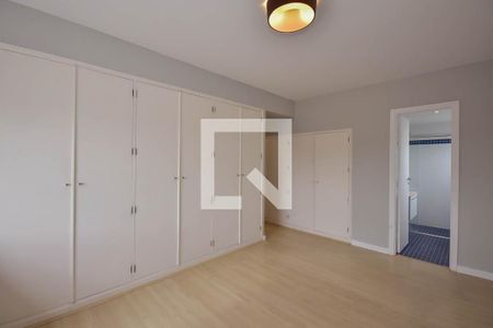 Apartamento para alugar com 125m², 3 quartos e 2 vagas Apartamento para alugar com 125m², 3 quartos e 2 vagasSuíte
