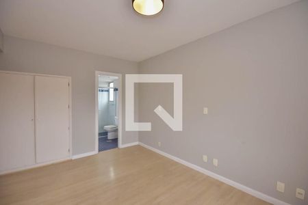 Apartamento para alugar com 125m², 3 quartos e 2 vagas Apartamento para alugar com 125m², 3 quartos e 2 vagasSuíte